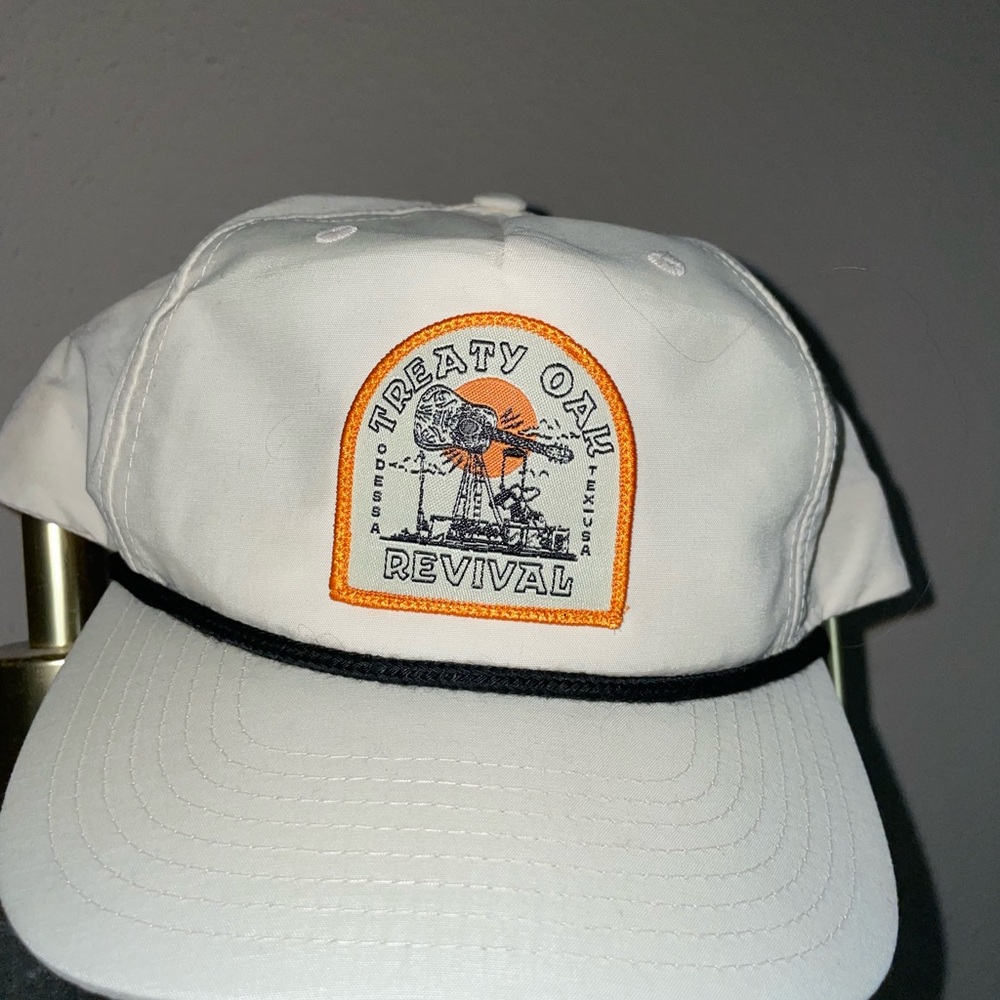 White Treaty Oak Revival Cap